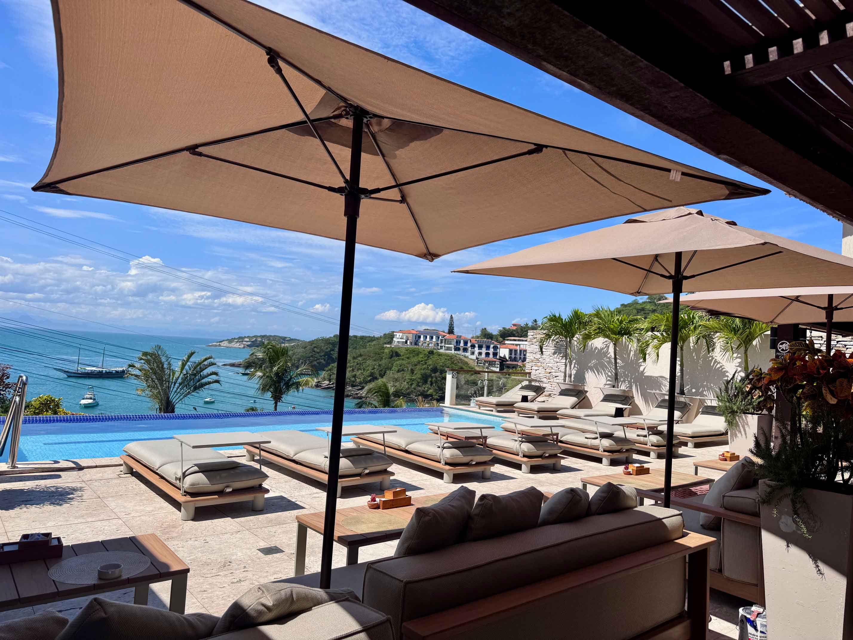 Hotel Ville La Plage & Beach Club